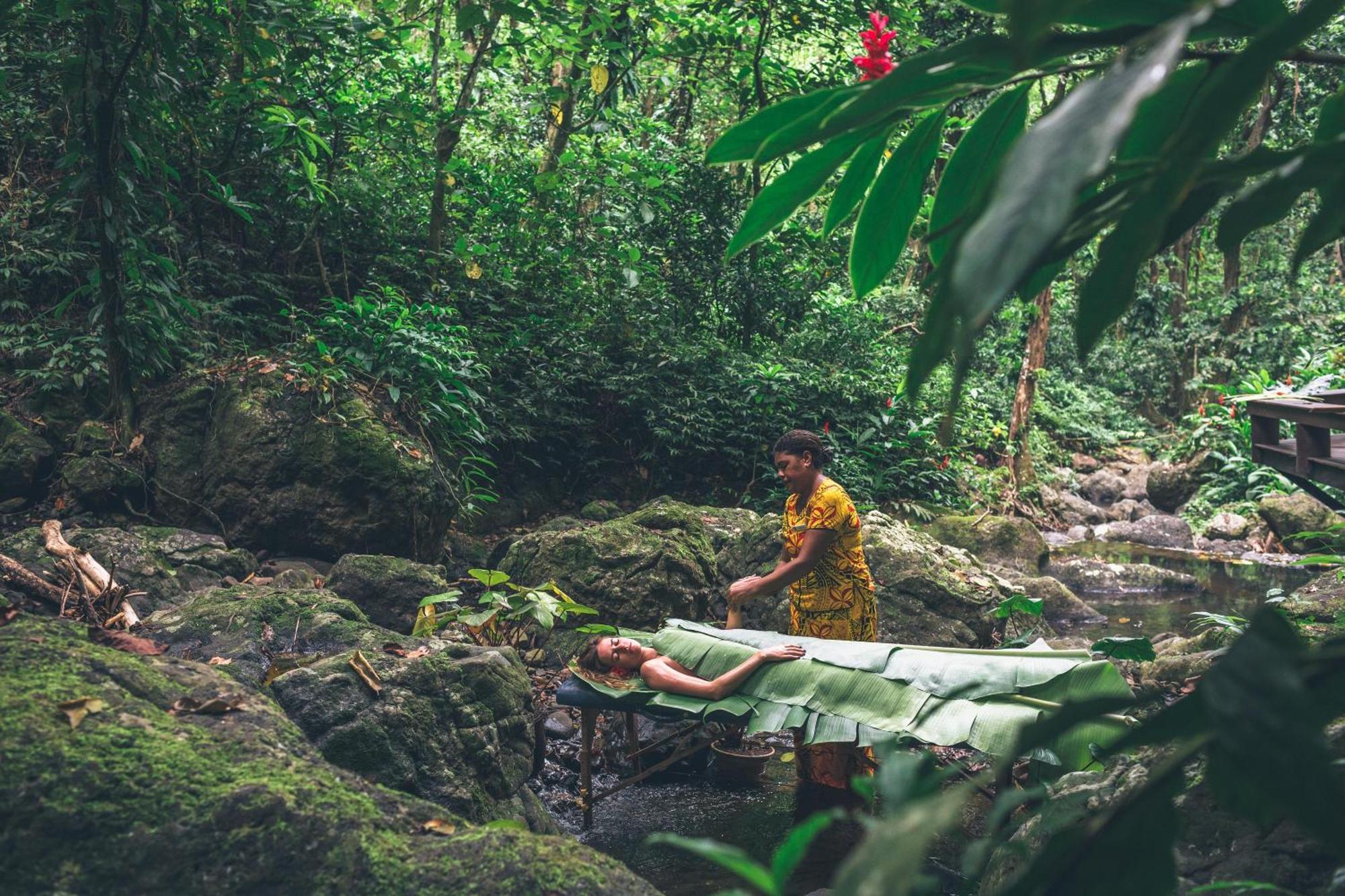 Koro Sun Resort & Rainforest Spa Savusavu Dış mekan fotoğraf
