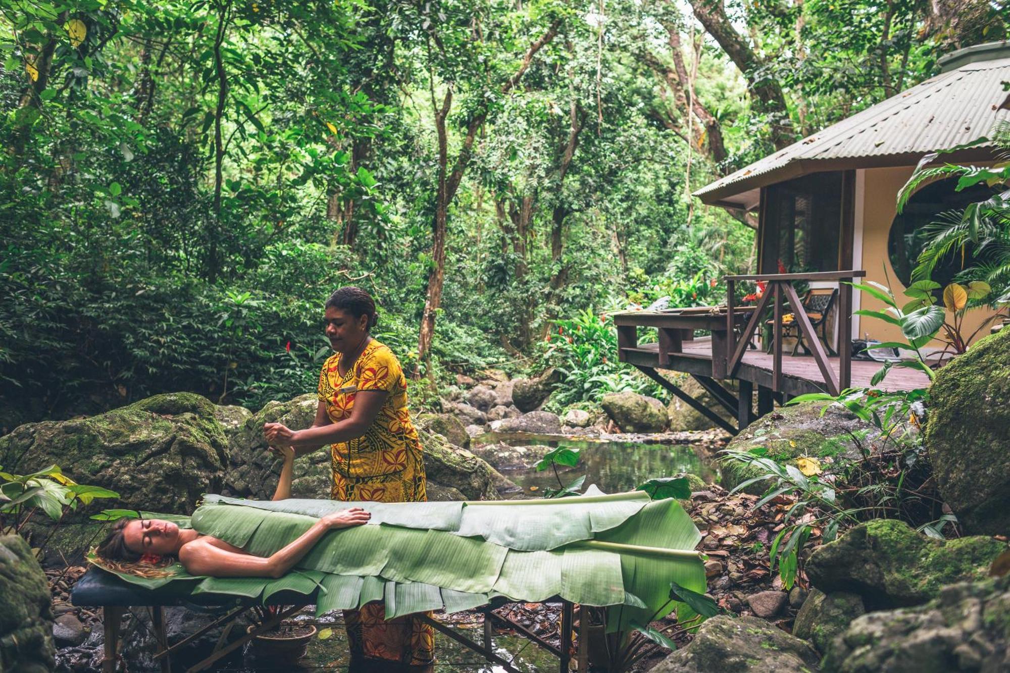 Koro Sun Resort & Rainforest Spa Savusavu Dış mekan fotoğraf